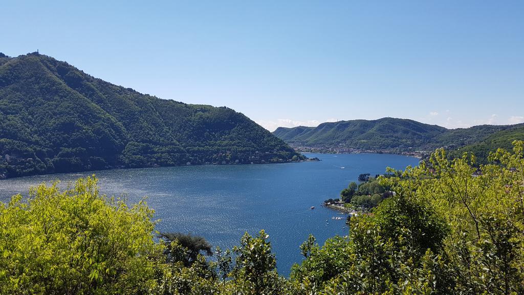 La Finestra Sul Lago เชอร์นอบบิโอ ภายนอก รูปภาพ