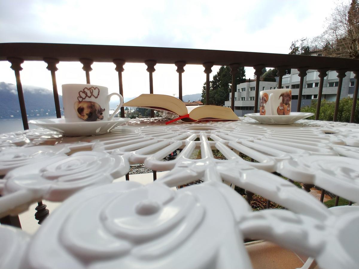 La Finestra Sul Lago เชอร์นอบบิโอ ภายนอก รูปภาพ